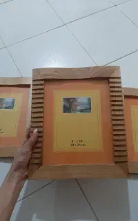 قاب عکس چوبی