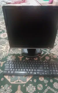 مانیتور و کیبورد