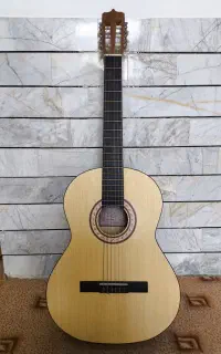 گیتار فروشی