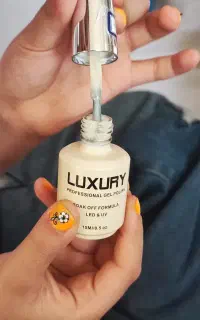 لاک ناخن luxury