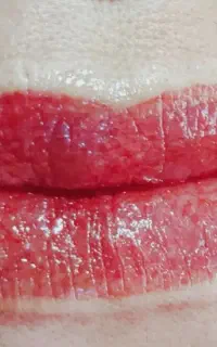 قاب و سایه ابرو ،شیدینگ لب ، رژ لب و تتوی بدن