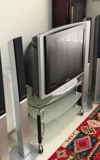 تلویزیون ۳۲ اینچ