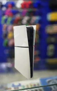 ps5 slim standard 1tra درحد نو