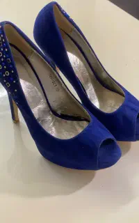 کفش پاشنه بلند مخمل