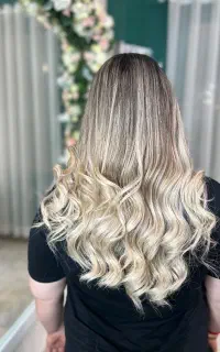 سالن VIP عروس رزالیا