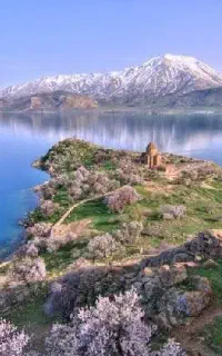 تور هوایی وان ترکیه از تهران