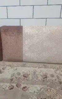 ۴عدد پشتی مخمل در حد نو