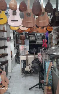 گالری موسیقی شیدا در خدمت هنرمندان عزیز