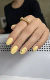 خدامات تخصصی و اموزش ناخن و مژه با ارائه مدرک