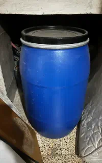 بشکه ۲۲۰ لیتری