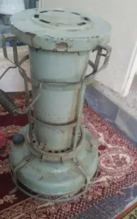 چراغ قدیمی زیر برنجی