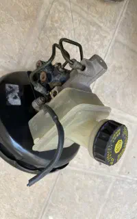 پمپ و بوستر ترمز mvm 110