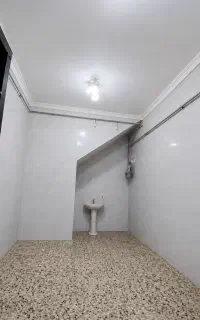 اجاره مغازه ۲۵متری دارای سرویس بهداشتی و انباری