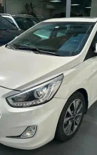 اکسنت سفید