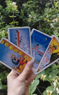 فال تاروت و احساسی