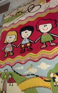 فرش کودک و گل مصنوعی ارکیده با گلدان