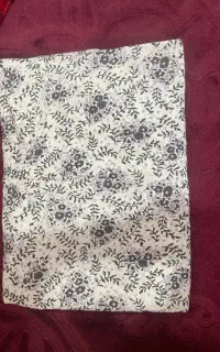 یه تعداد پارچه یک متری به بالا