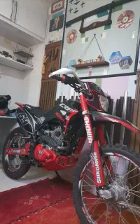 باسل 250 طرح crf همراه کلاه کاسکت ma2