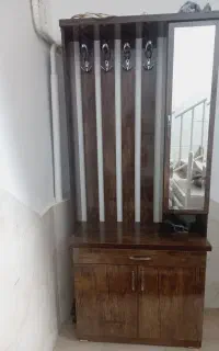 جا کفشی و جا لباسی ایستاده