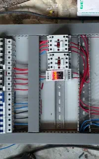 انجام‌کارهای برقی‌ نصب دوربین‌برقکار ی صنعتی نصاب