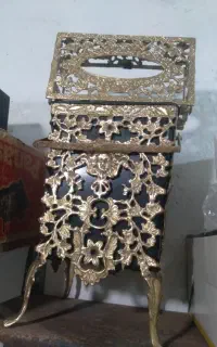 سطل اشغال و جادسمالی برنز