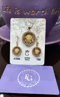 نیم ست ورساچ طلا،نو فقط 7.5 درصد(ورق بزنید)