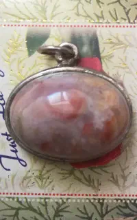 مدال گردن، گردن آویز