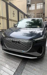 ائودی کیو 4/q4تجارت خودرو خسروانی