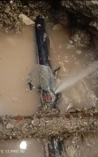 نشت یابی لوله بازکنی تشخیص ترکیدگی رفع نم بادستگاه