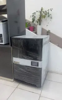 یخساز ۶۰ کیلویی با قیمت پارسال