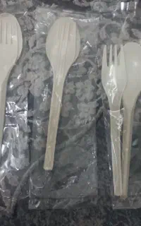 پک قاشق وچنگال