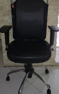صندلی چرخدار