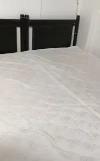 تخت دو طبقه ی فلزی با تشک