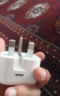آداپتور آیفون 13