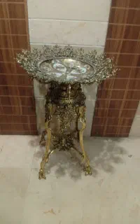 کنار سالنی میوه خوری برنجی برنزی پایه بلند نوی نو