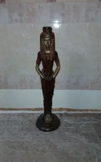 مجسمه زن آمون ۱متری
