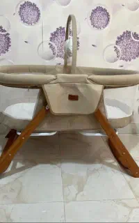تخت نوزاد