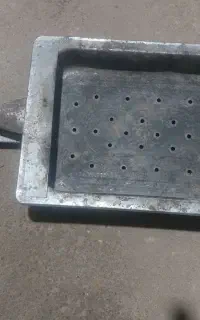 منقل کباب پز.  باد زن