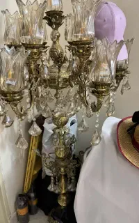 لوستر کنار سالنی