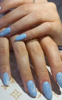 کاشت ناخن ومژه با کمترین قیمت