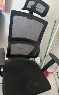صندلی اداری چرخدار و ثابت نیلپر درحد نو
