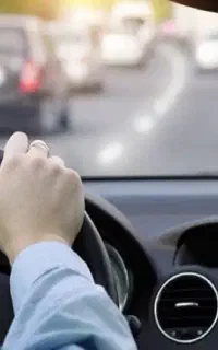 استخدام راننده با خودرو شخصی ام وی ام دنا برلیانس