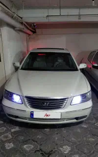 آزرا ۲۰۰۹ سفید