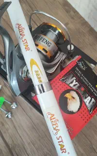 چوب و چرخ ماهیگیری آکبند