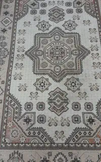 سه عدد پادری ویک عدد گلیم فرش