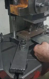 پرسکاری سوراخکاری جوشکاری برشکاری