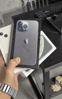 آیفون xs و 13 نرمال