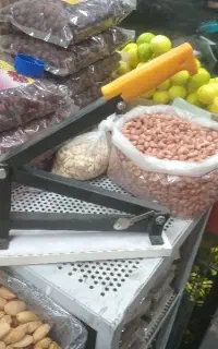گردو شکن ،بادام و فندوق