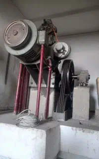 نصب وبازسازی انواع آسانسور ها واخذ استاندارد