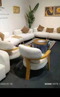 مبل جمیل